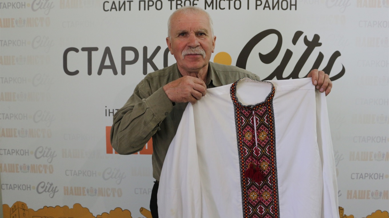 Вітомир Лиско: «Візерунки на моїй вишиванці читаються старовинною абеткою»