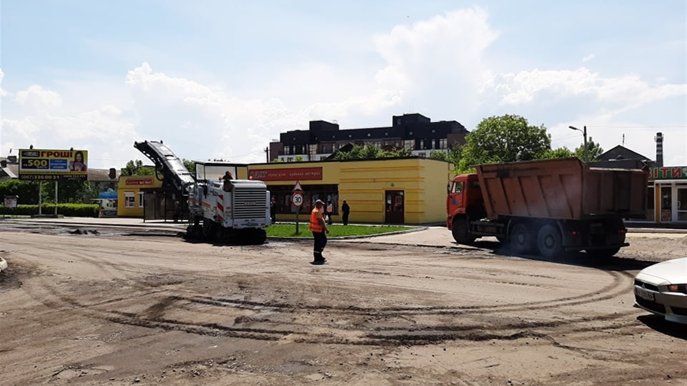 На дорозі по вулиці Миру — капітальний ремонт