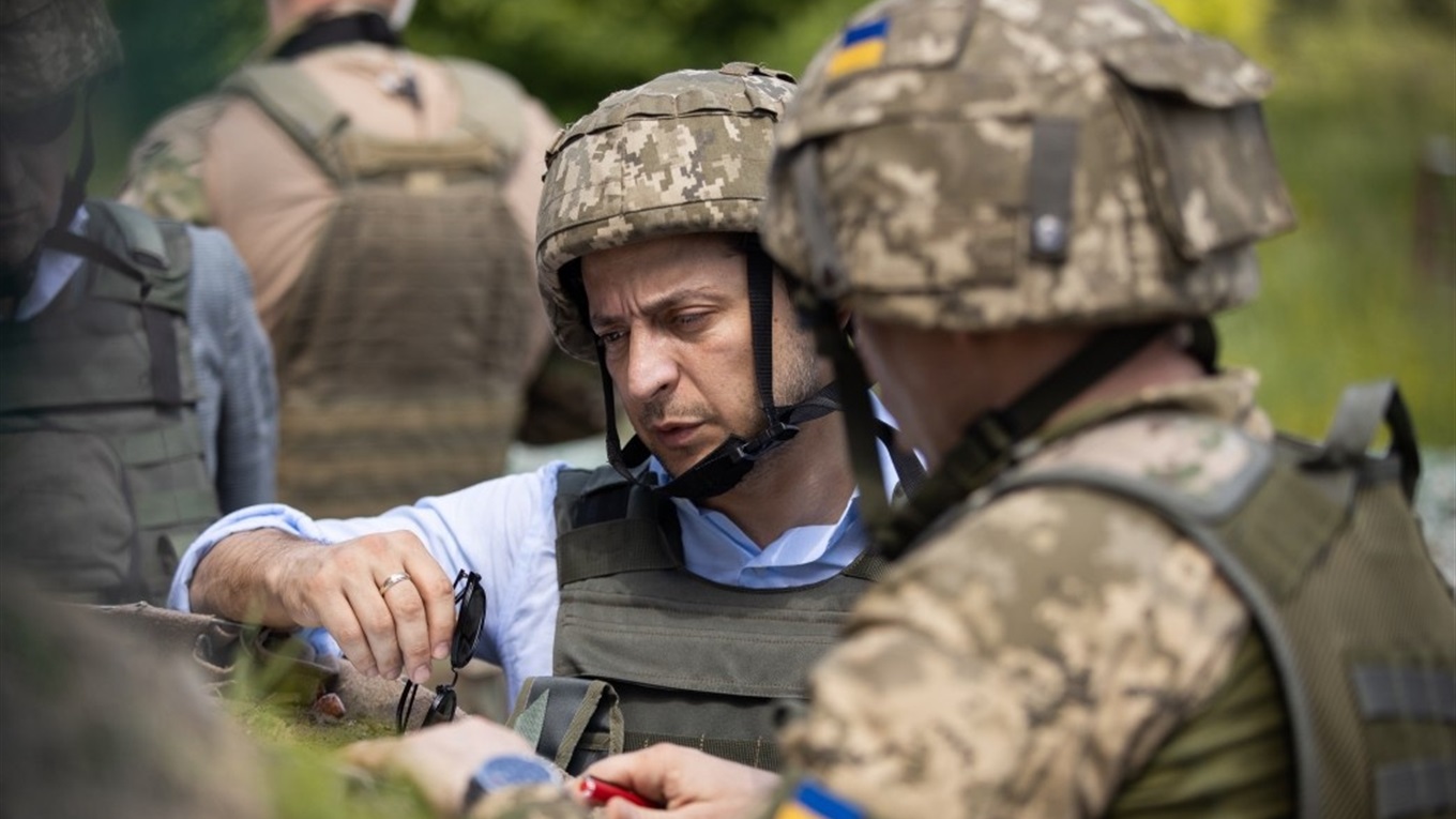 Президент України Володимир Зеленський відвідав Луганщину: у місті Щастя та Станиці-Луганській