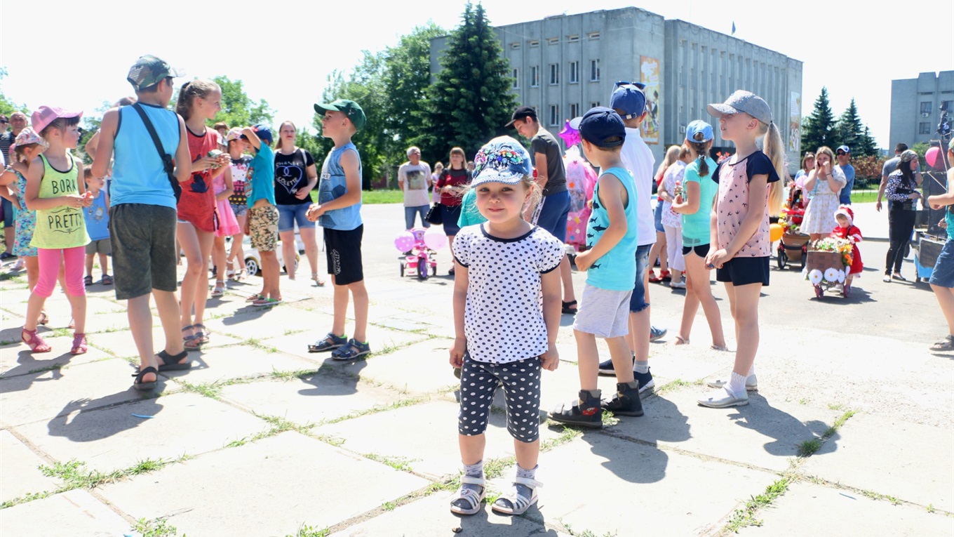В Попасній відсвяткували День захисту дітей: яскраві фото