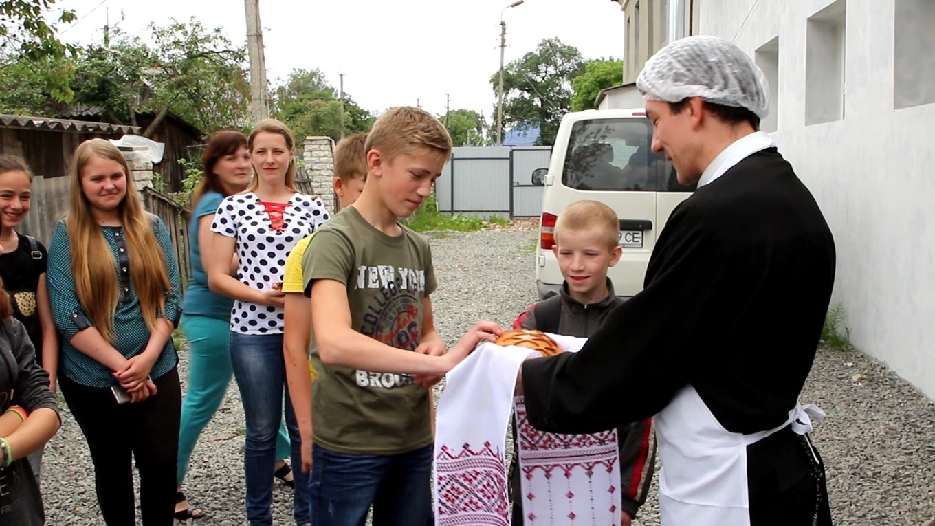 Сам собі пекар, посвята і секретні рецепти. Чим ще приваблює нова пекарня «ХлібОК» у Мені