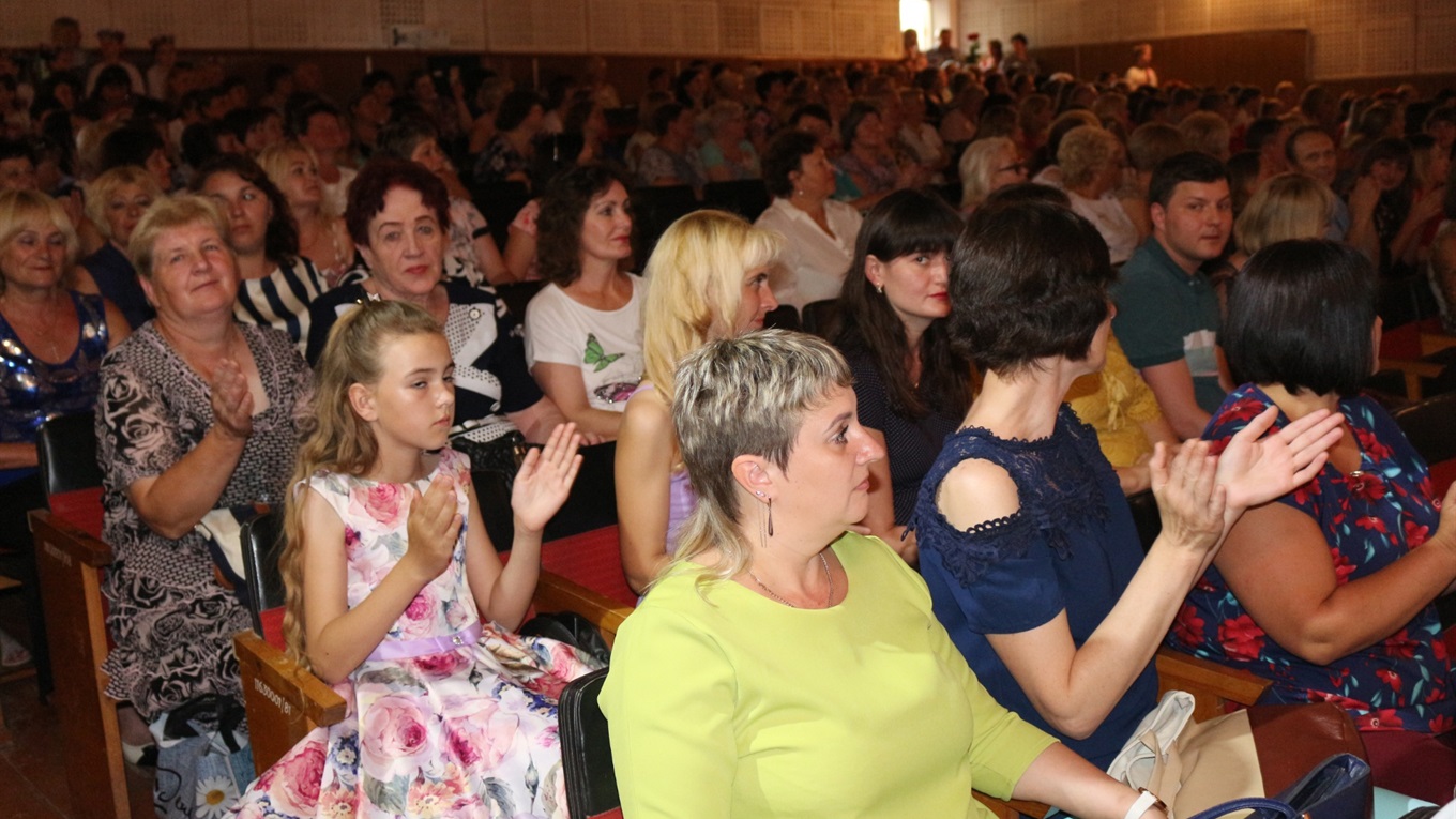 У Старокостянтинові привітали медиків