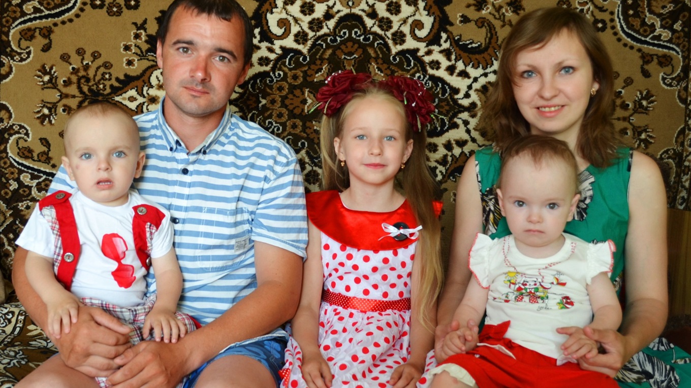 Хто допоміг корюківчанці Катерині Нікитенко не втратити двійнят?