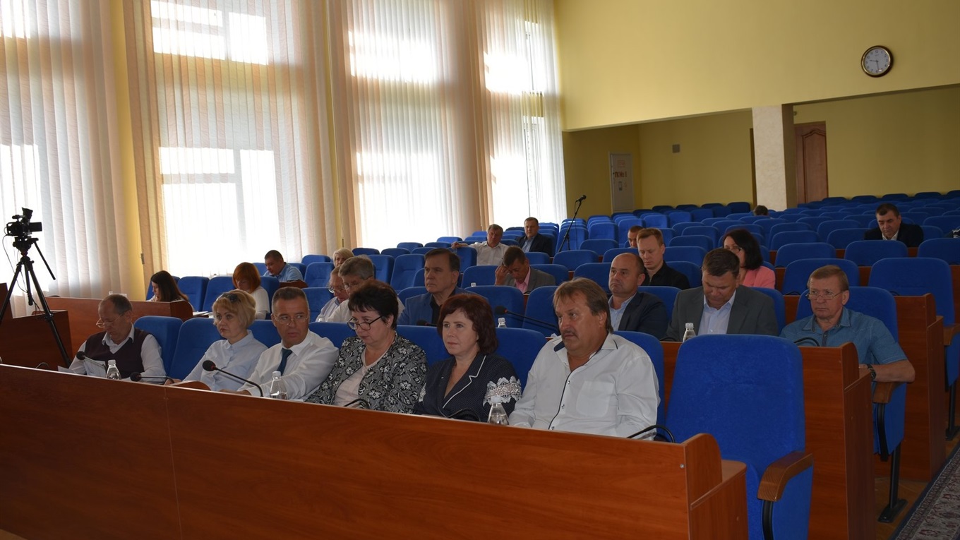 Засідання міськвиконкому: розірвали договір й говорили про полігон