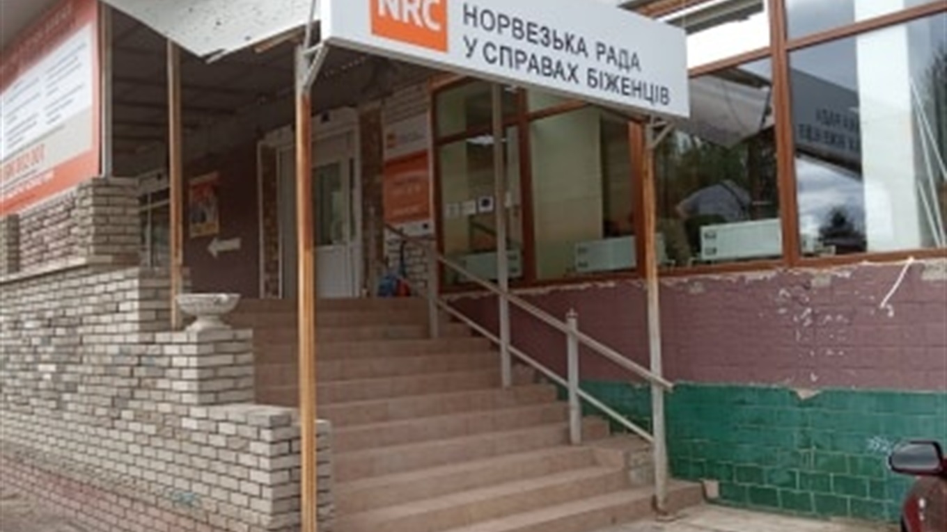 Як відновити пенсію чи отримати паспорт переселенцю: підкажуть у курахівському центрі допомоги