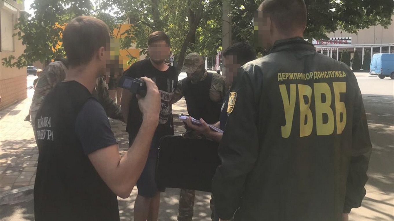 Наркоторговец-пограничник: в Измаиле задержали распространителя амфетамина (видео)