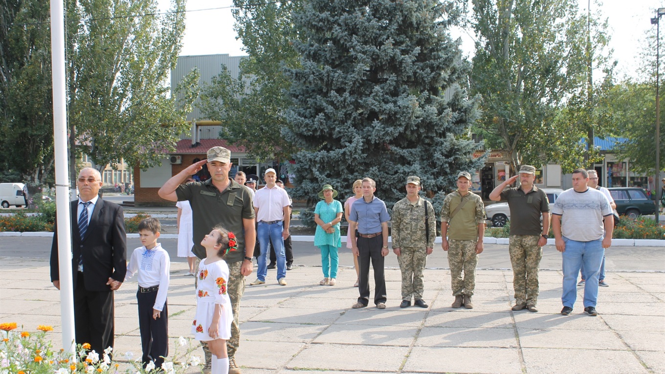 Гуляйпільщина відзначила День Державного Прапора України. Кого нагородили у цей день