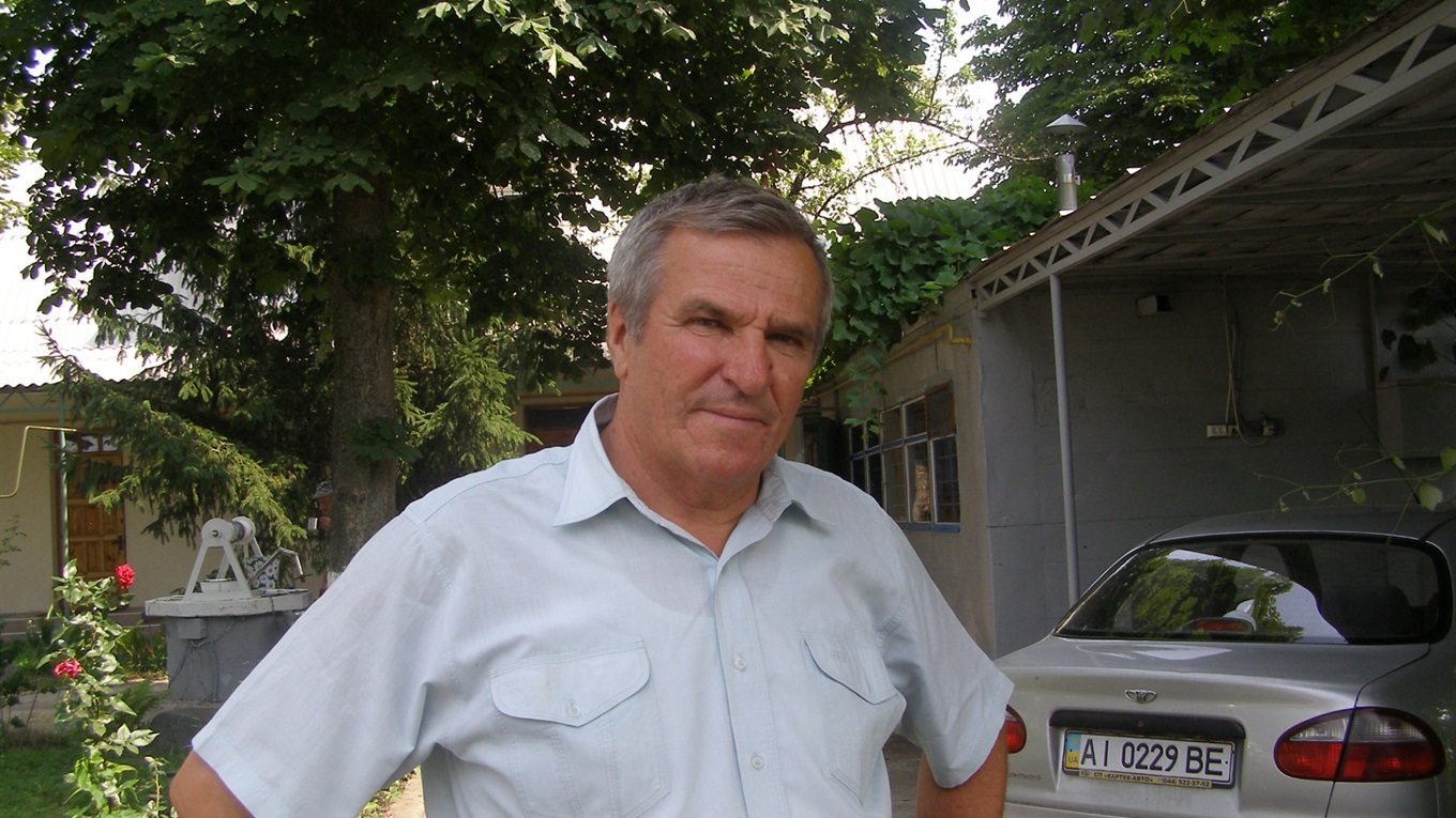 Голова районної асоціації фермерів Микола Лящук вважає, що треба єднатися проти рейдерства