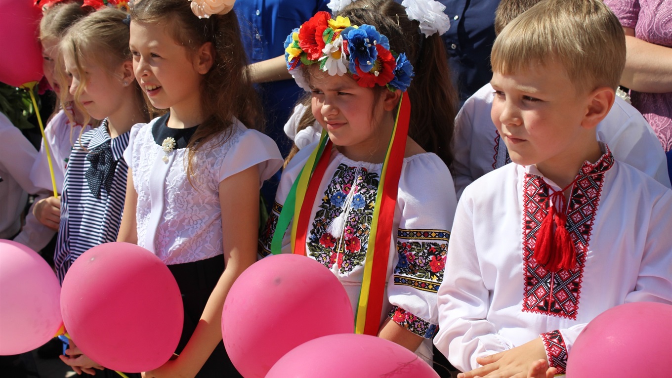 Троїцький район долучився до акції "Благодійність замість квітів"