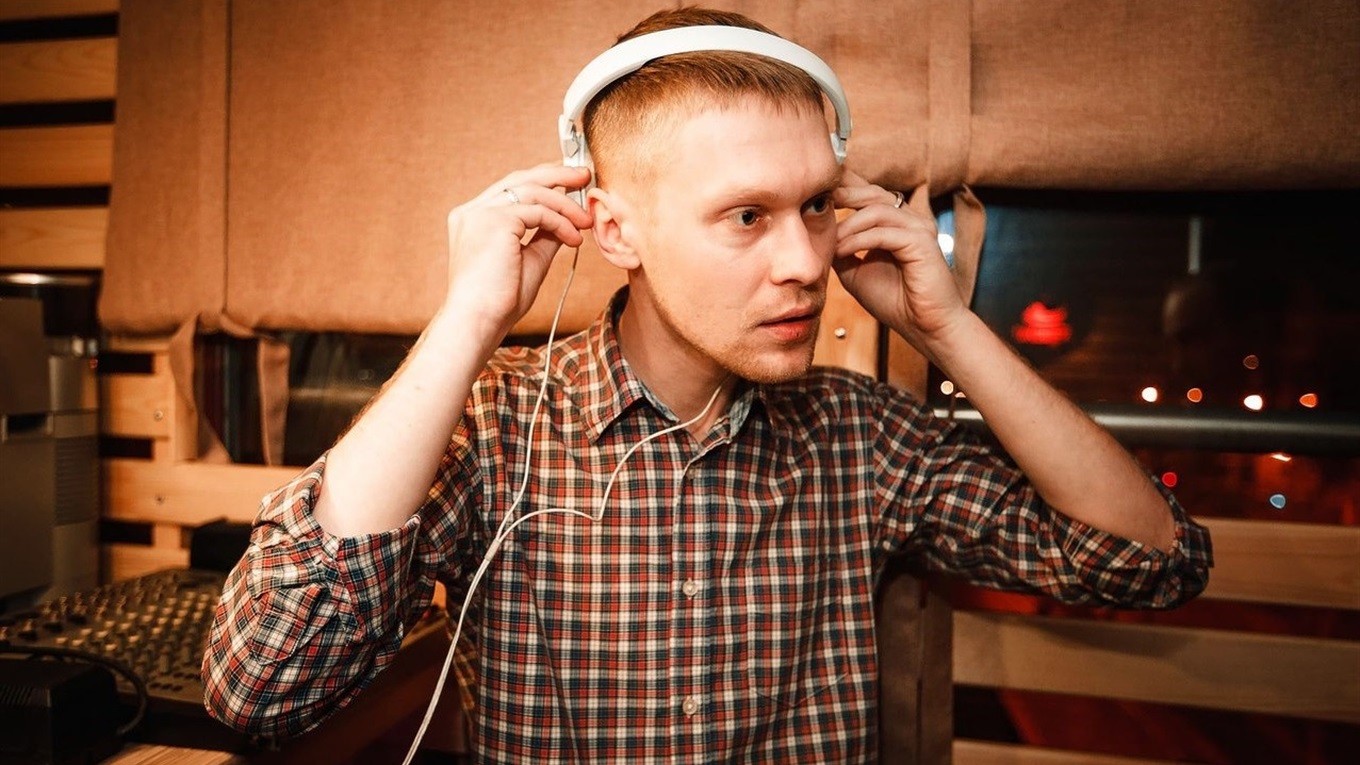 Діджей з Курахового Den Never назвав найстрашніші пісні для дискотек