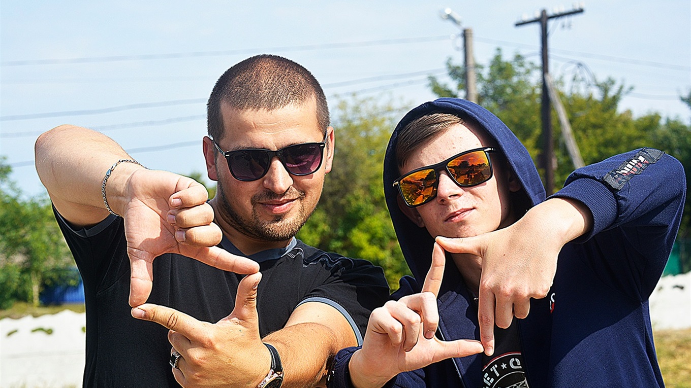 Колишній атовець і репер із Петрівки-Роменської знімають кліпи і хочуть прославитися в YouTube