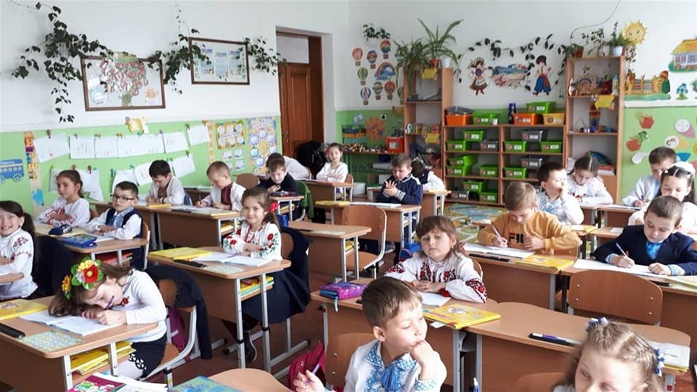 Очільник освіти  Верхнянської ОТГ: "Наші школи і садки доброзичливі до дітей і прозорі для громади" 