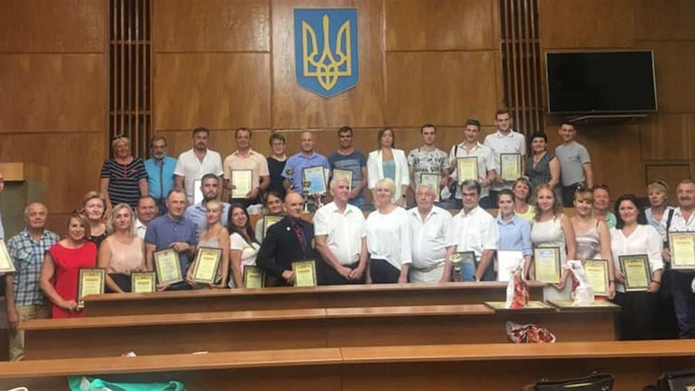 Измаил вручил награды физкультурникам в канун их праздника