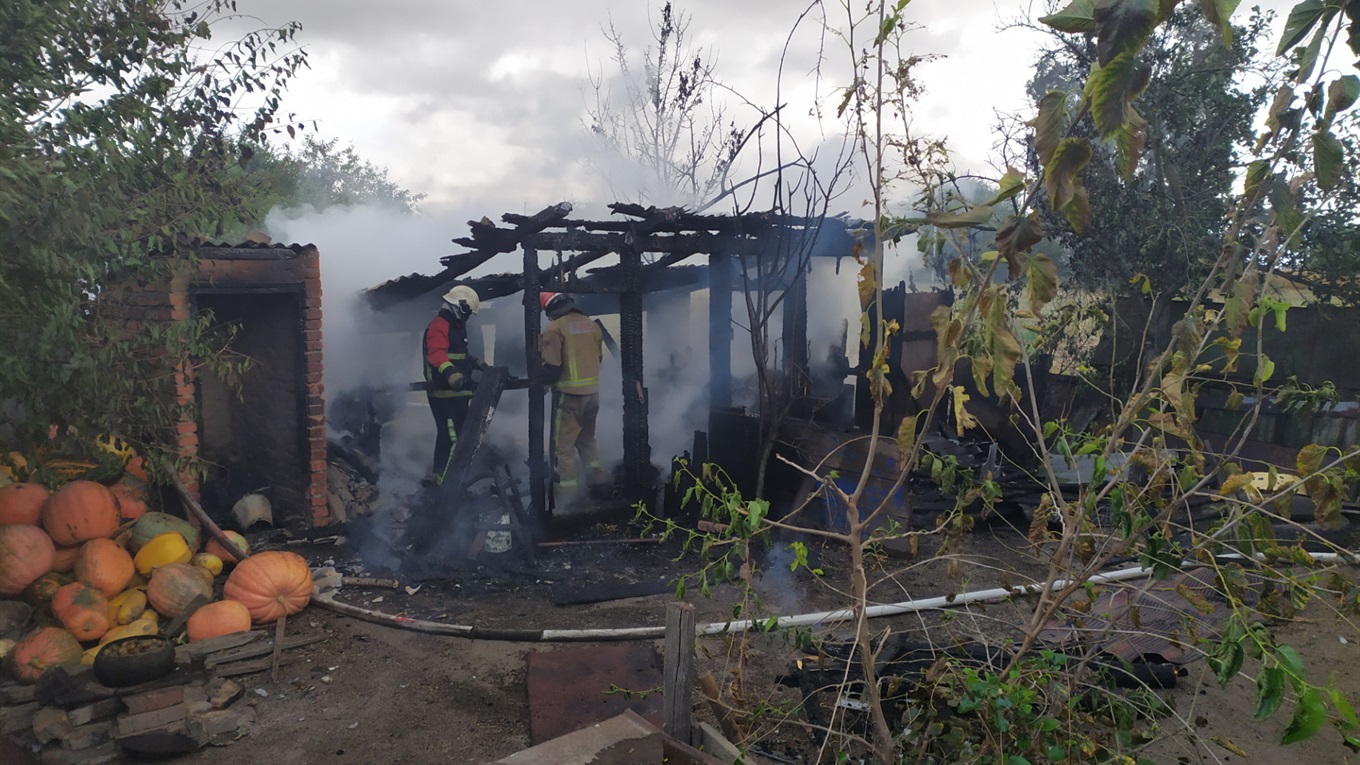 У Мені пожежа знищила хлів разом з худобою