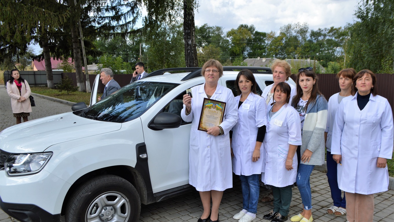 Брусницька амбулаторія отримала новий службовий автомобіль