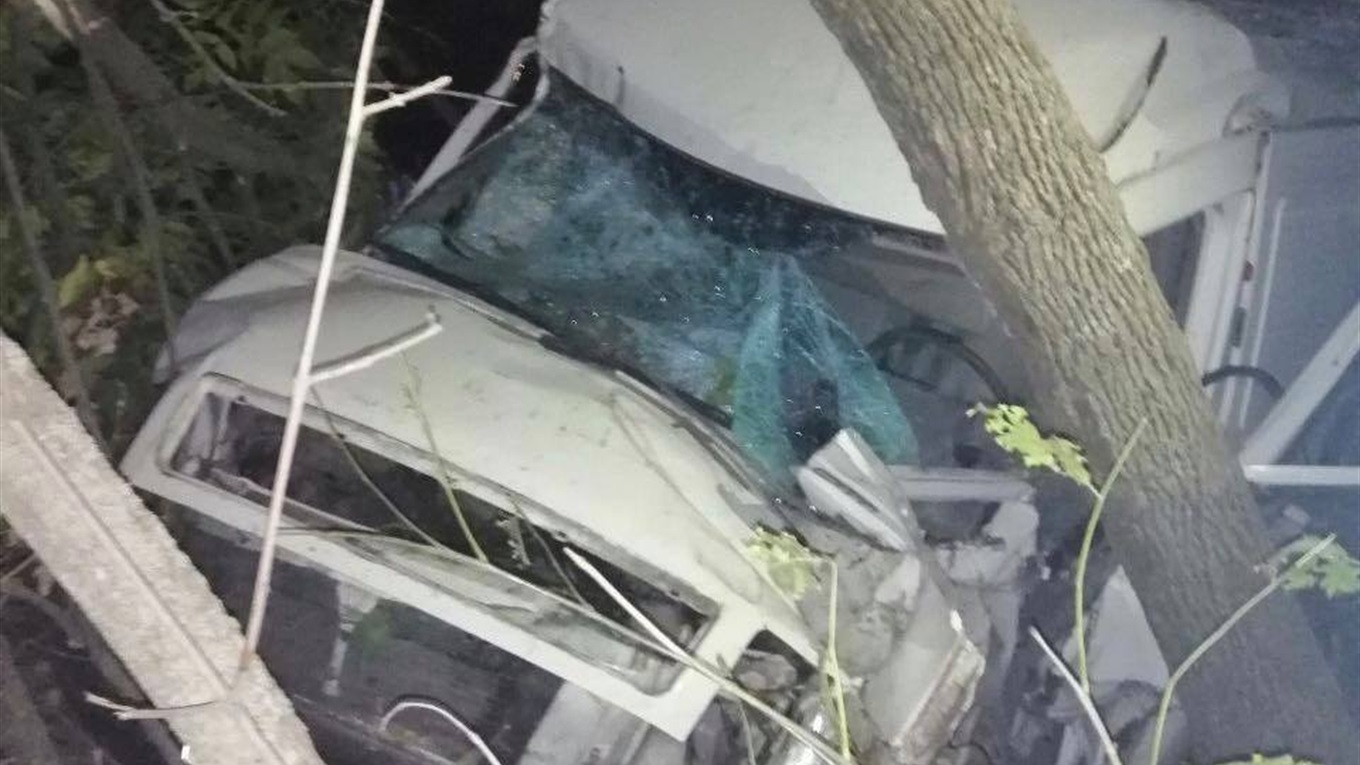 Під Волновахою водій Volkswagen на смерть збив 21-річного пішохода 