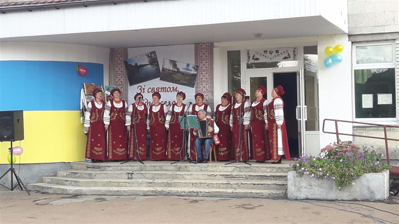 На Дні села в Іскрисківщині холодна погода не заважала святу