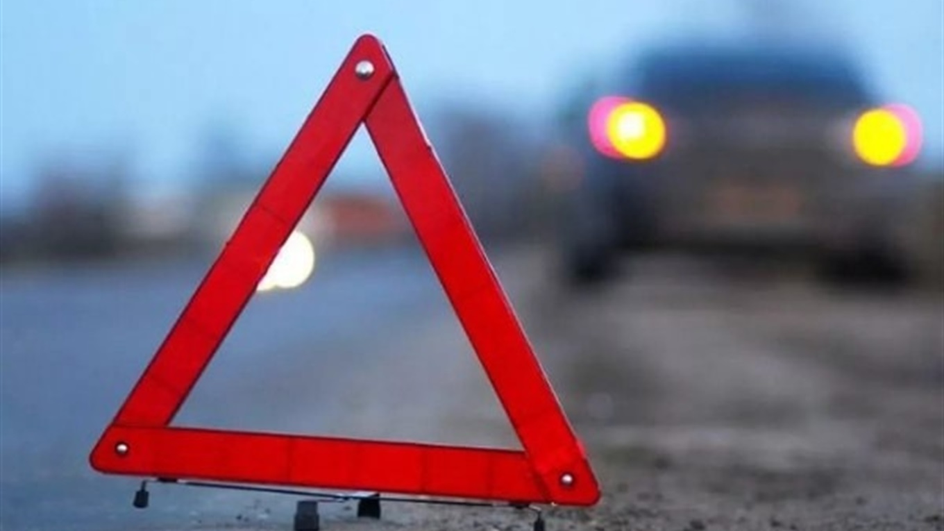 У Хмельницькому районі автомобіль збив жителя Старокостянтинова