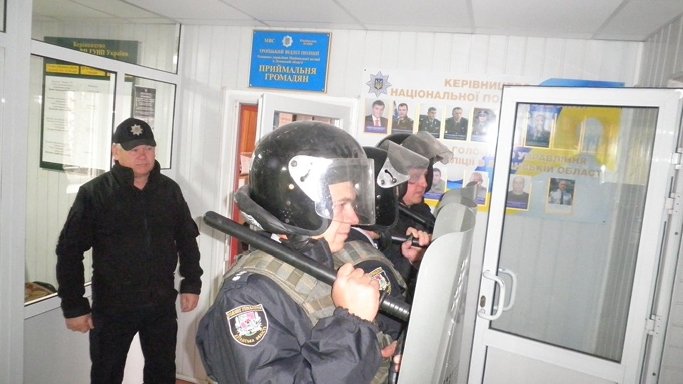 Троїцькі поліцейські пройшли перевірку на боєготовність та оперативність