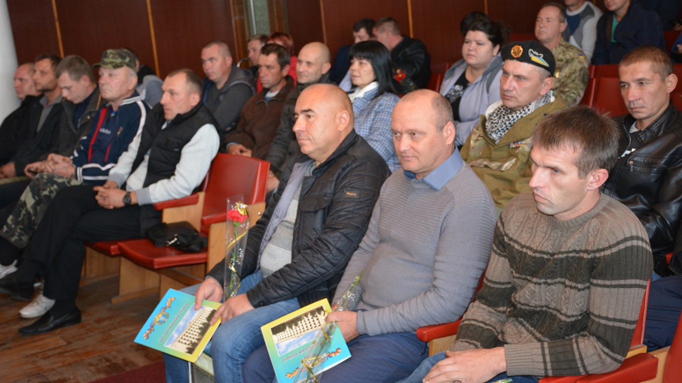 Усі кагарлицькі воїни отримали від міської влади з нагоди Дня захисника України по 500 гривень