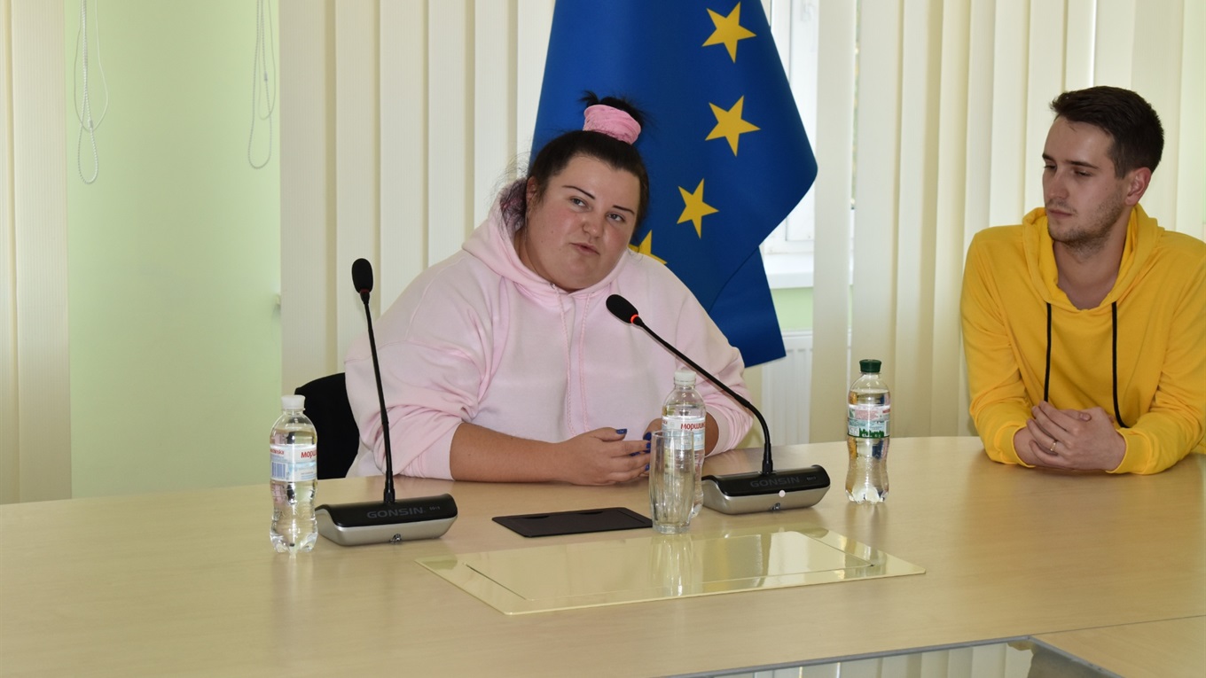 «Хочу руйнувати стереотипи». Реперка Alyona Alyona – про творчість, благодійність та університет