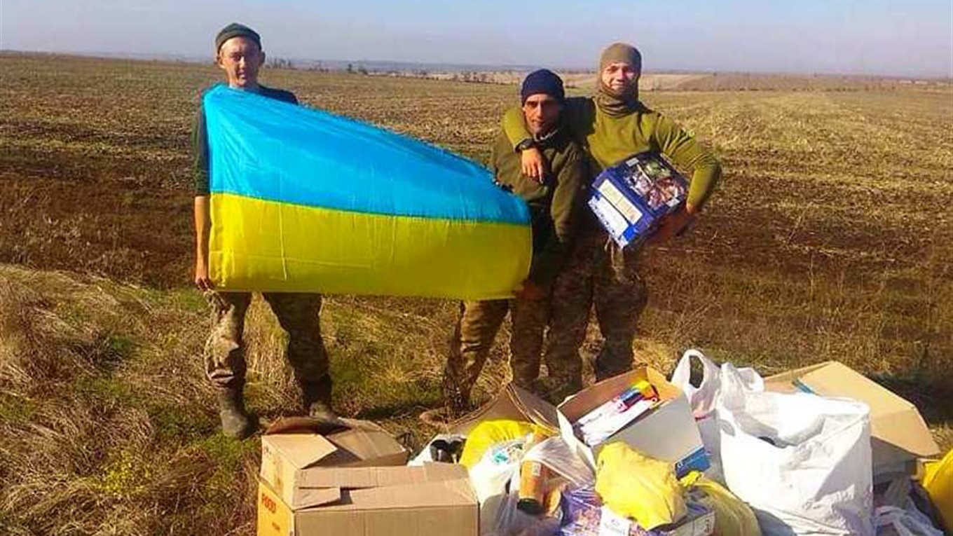 В переддень Захисника України переяславці привітали військовиків на лінії фронту
