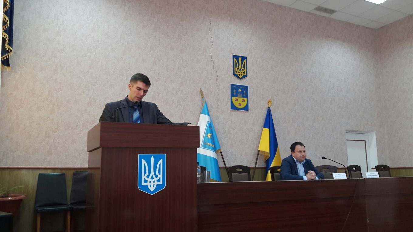 На сесії райради говорили про долю Білопільського позашкілля: реформувати чи закрити?