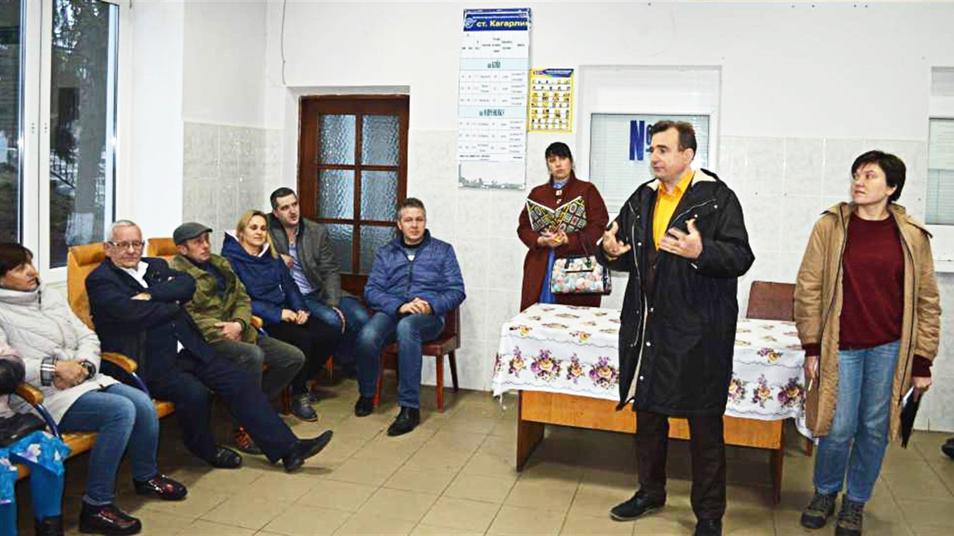 На Кагарлик-2 інвестори розповідали про свої плани жителям мікрорайону