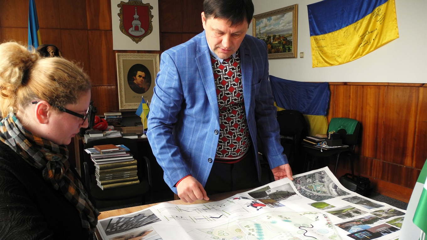 Якою може бути Борисоглібська площа? Представили два варіанти