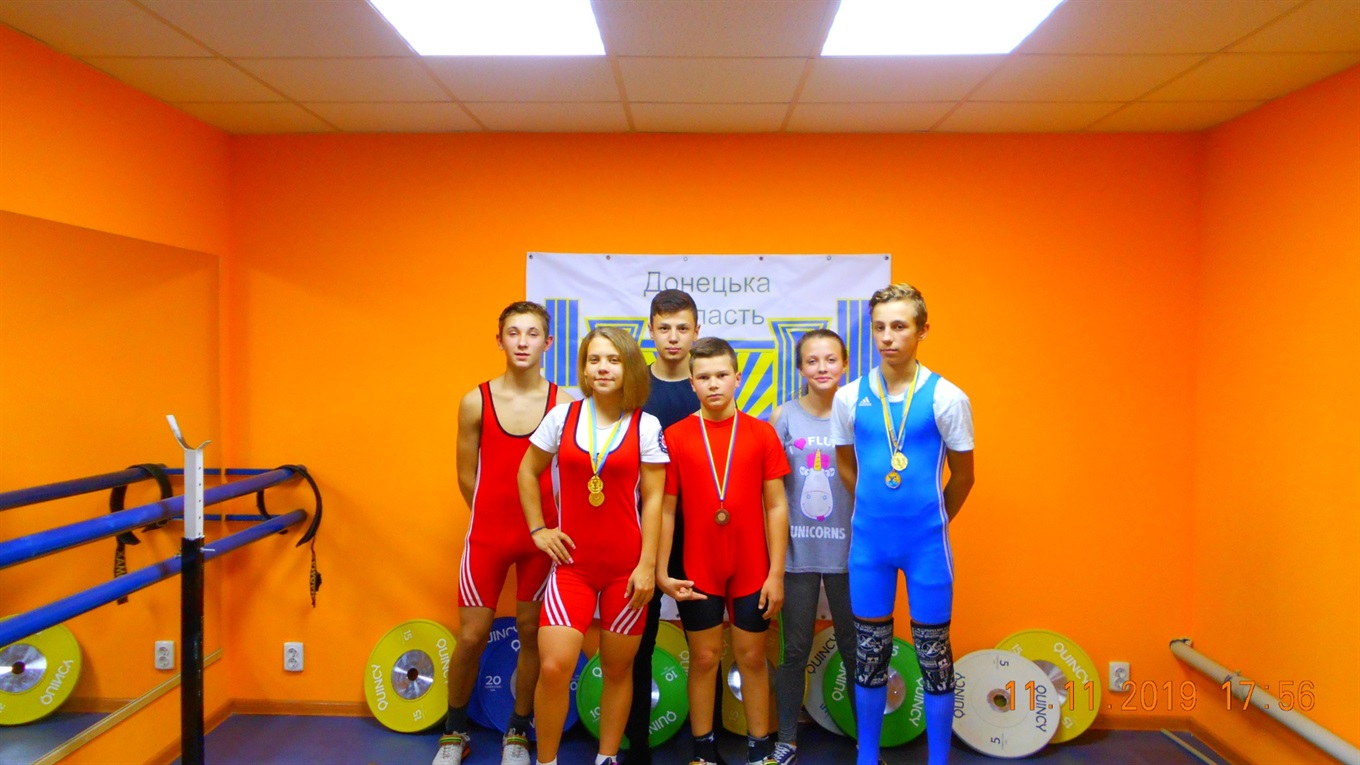 Волноваські важкоатлети привезли медалі з чемпіонату області