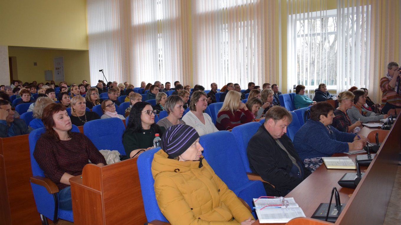 Система безпечного харчування: фахівці перевірятимуть якість їжі у навчальних закладах