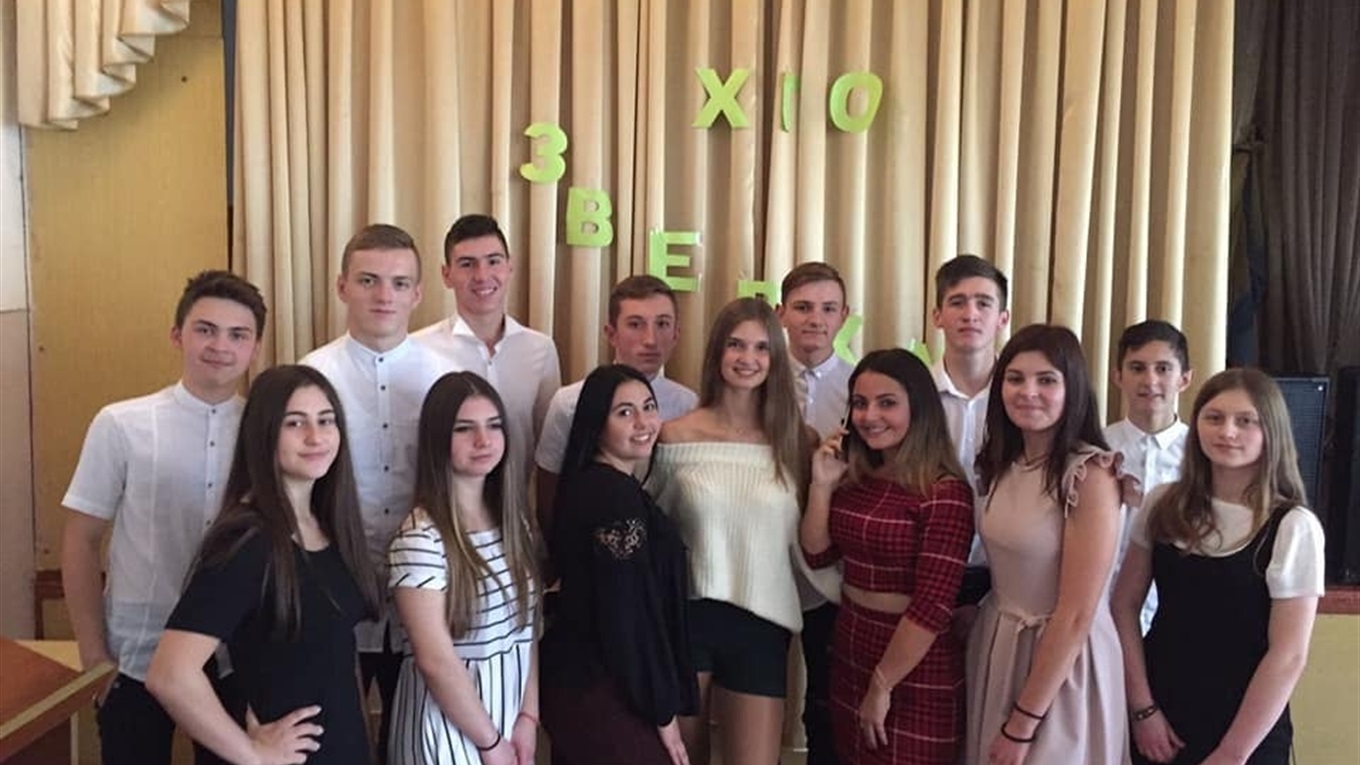 У Голині відбувся конкурс "Хто зверху": команда дівчат перемогла хлопців