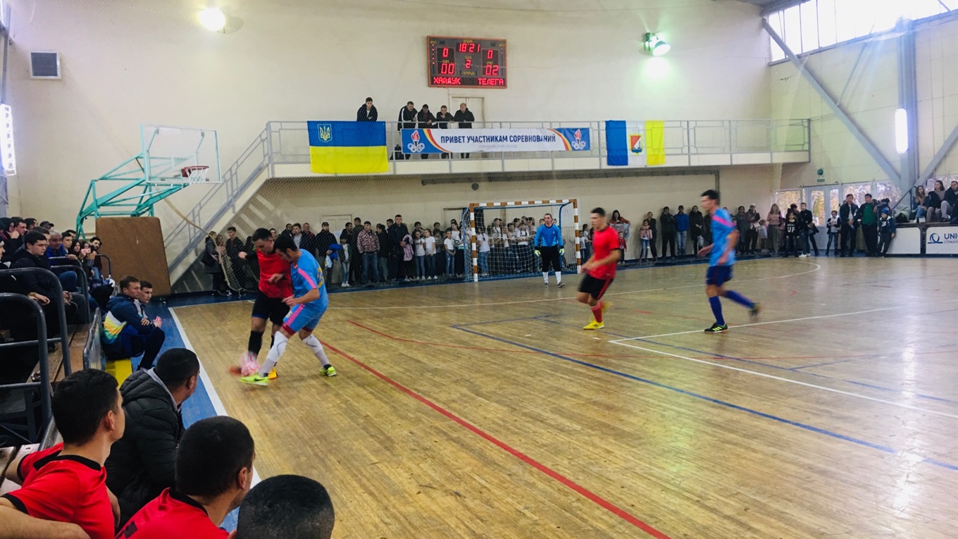 Самое масштабное спортивное событие осени: в Измаиле стартовал чемпионат города по футзалу (видео)