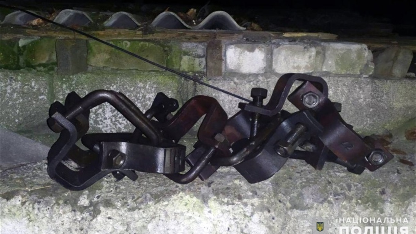 Поліція затримала двох святогорівських викрадачів шахтного обладнання 