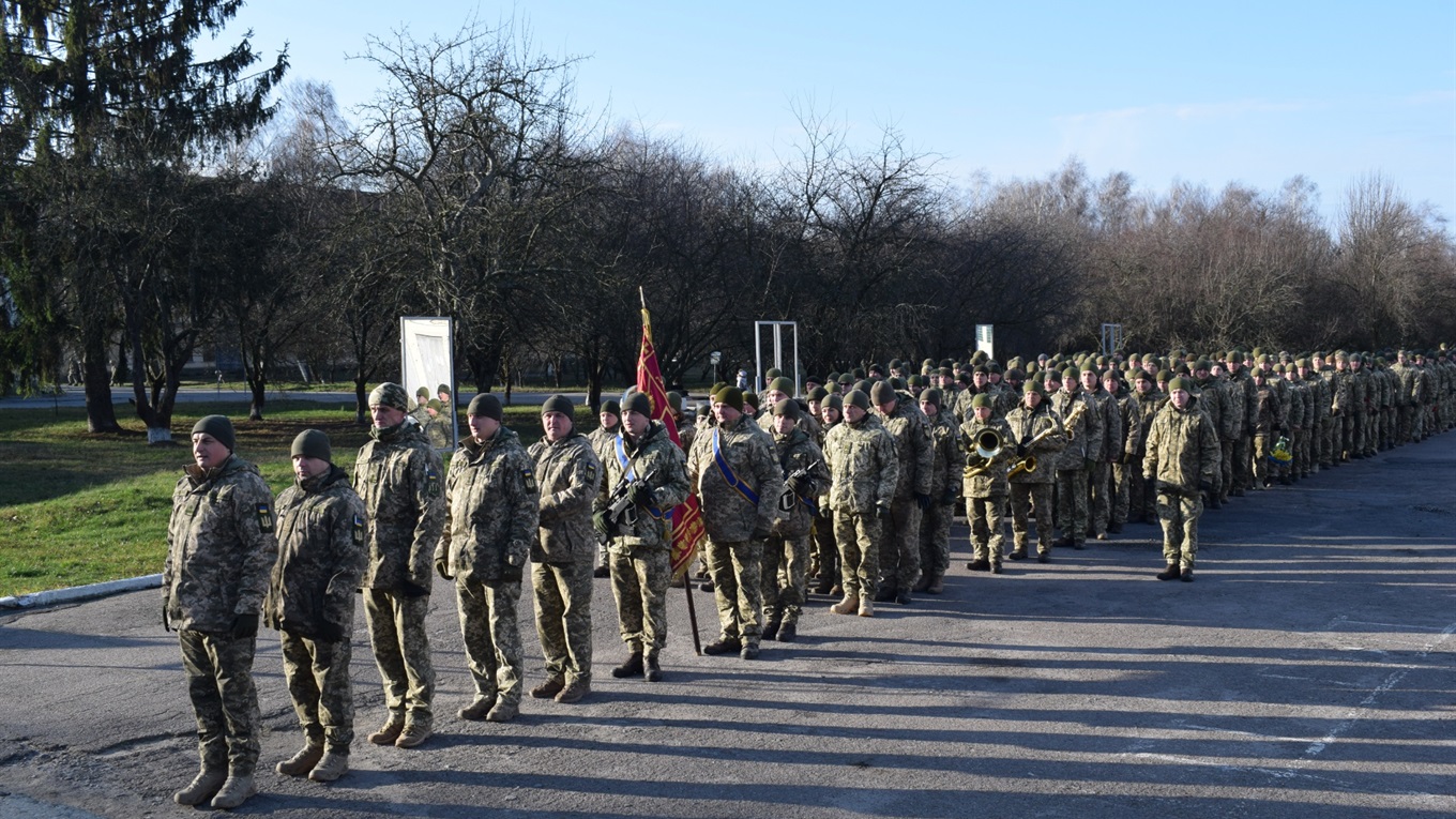 Новий меморіал та святковий концерт: 54 розвідувальний батальйон повернувся додому
