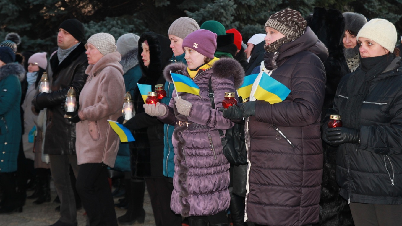 В Торецьку вшанували пам'ять жертв голодоморів                                  