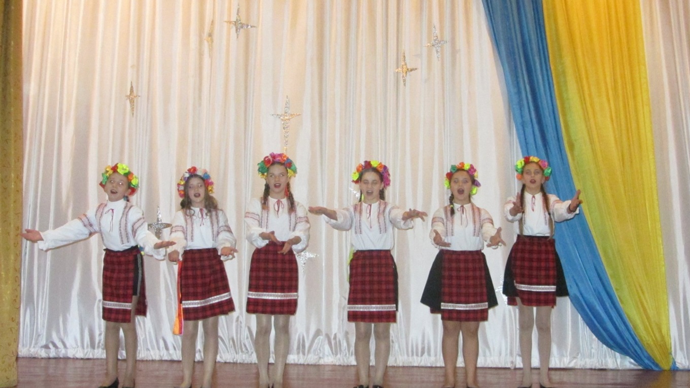  В торецькому Будинку творчості відбувся щорічний конкурс «Різдвяні канікули»: відео