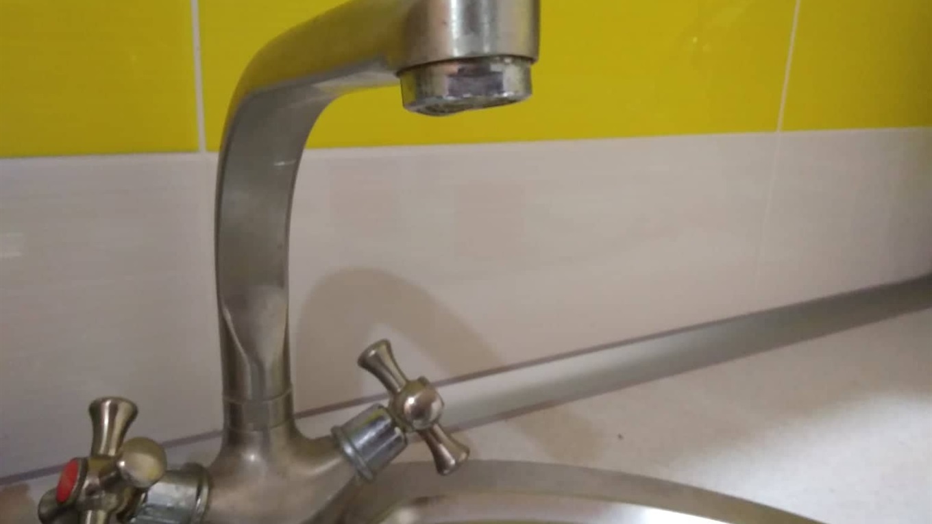 У зв`язку з поривом водоводу у Волновасі відключать воду