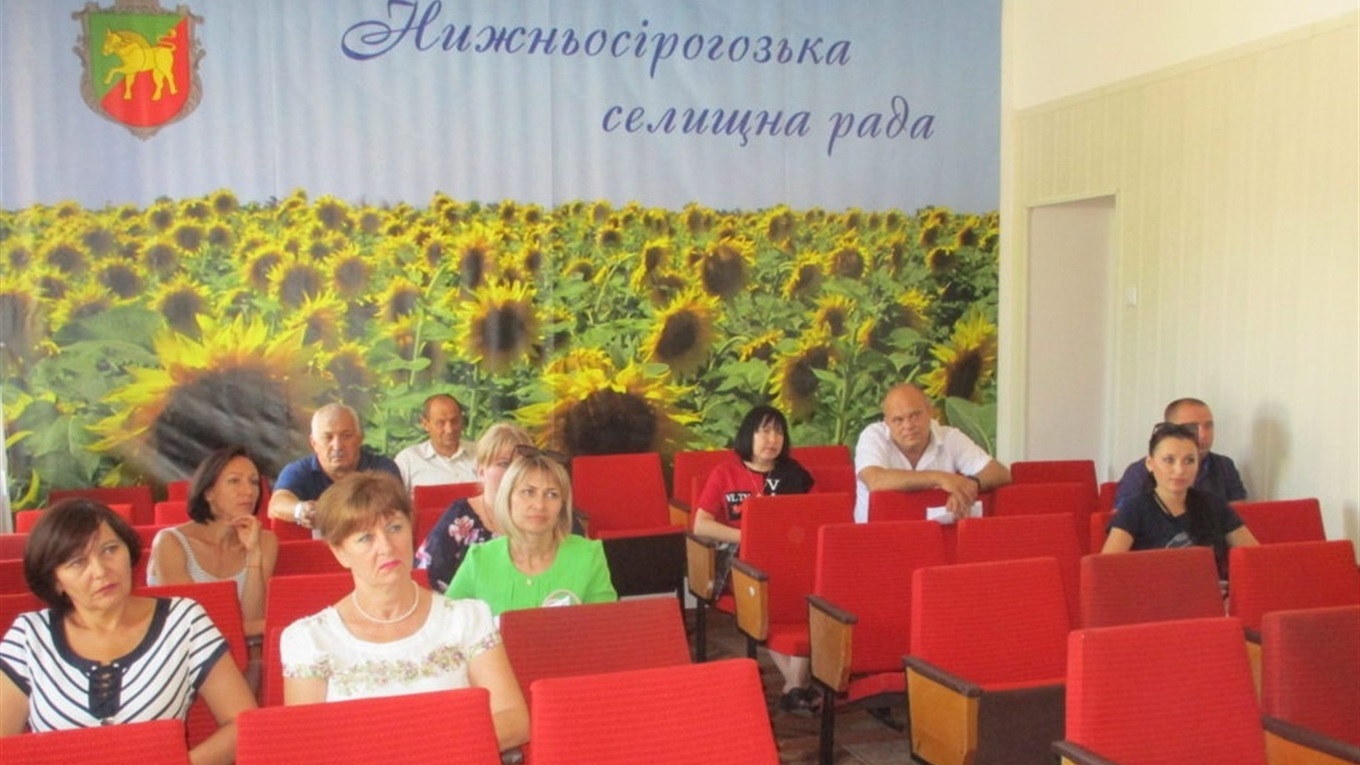 Жінки в кадрі: політикині Нижньосірогозької селищної ради