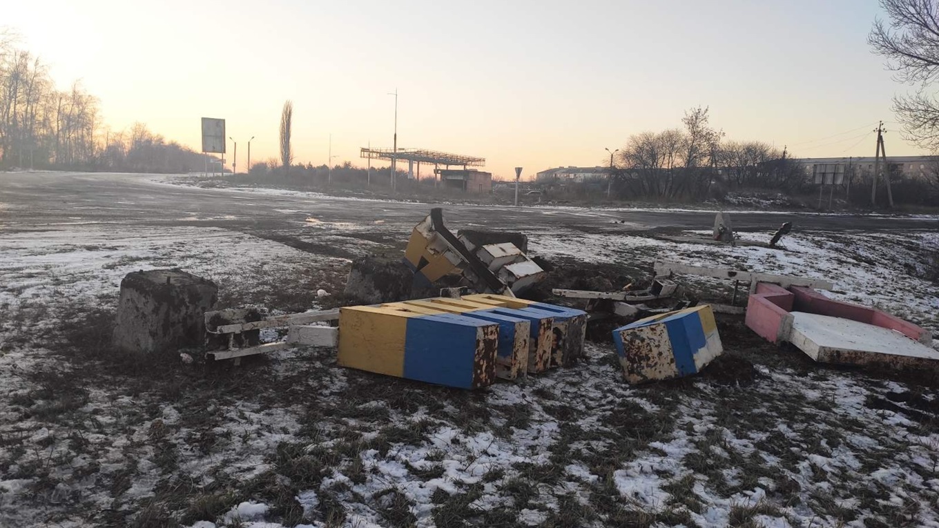 Что случилось со знаком «Попасная», который расположен на въезде в город со стороны Бахмута