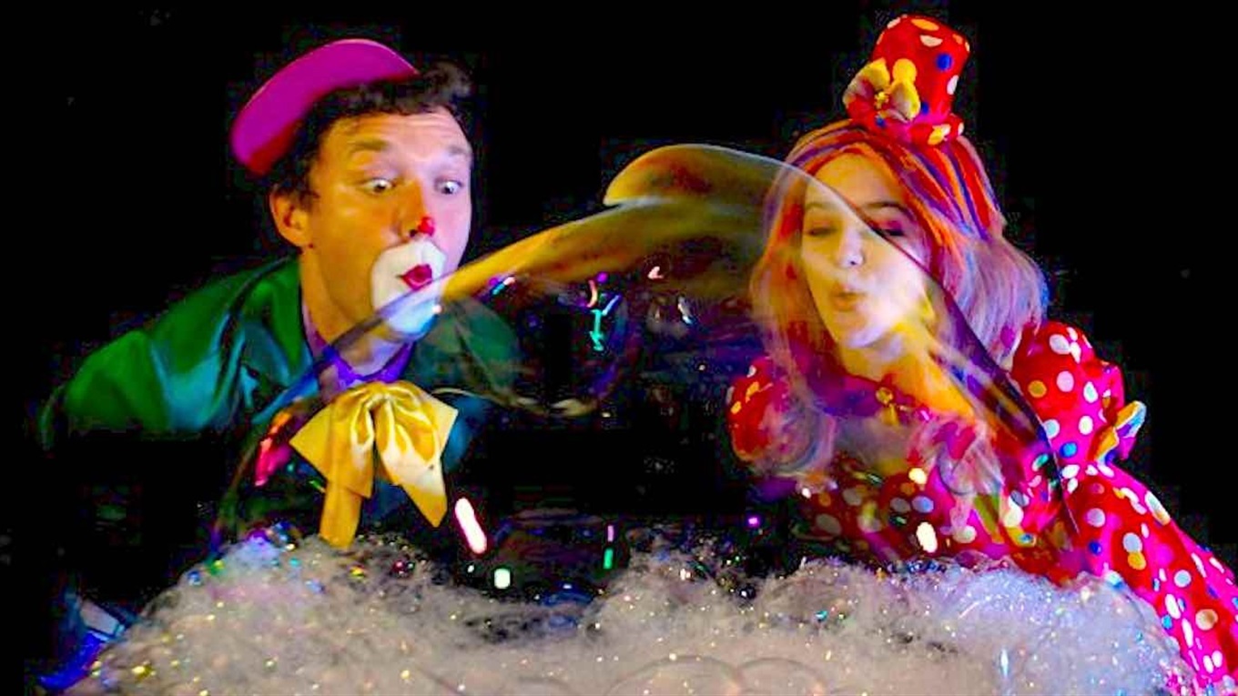 Легенда о снеге - новогодняя сказка-фантазия от Crazy Bubble Show (видео)