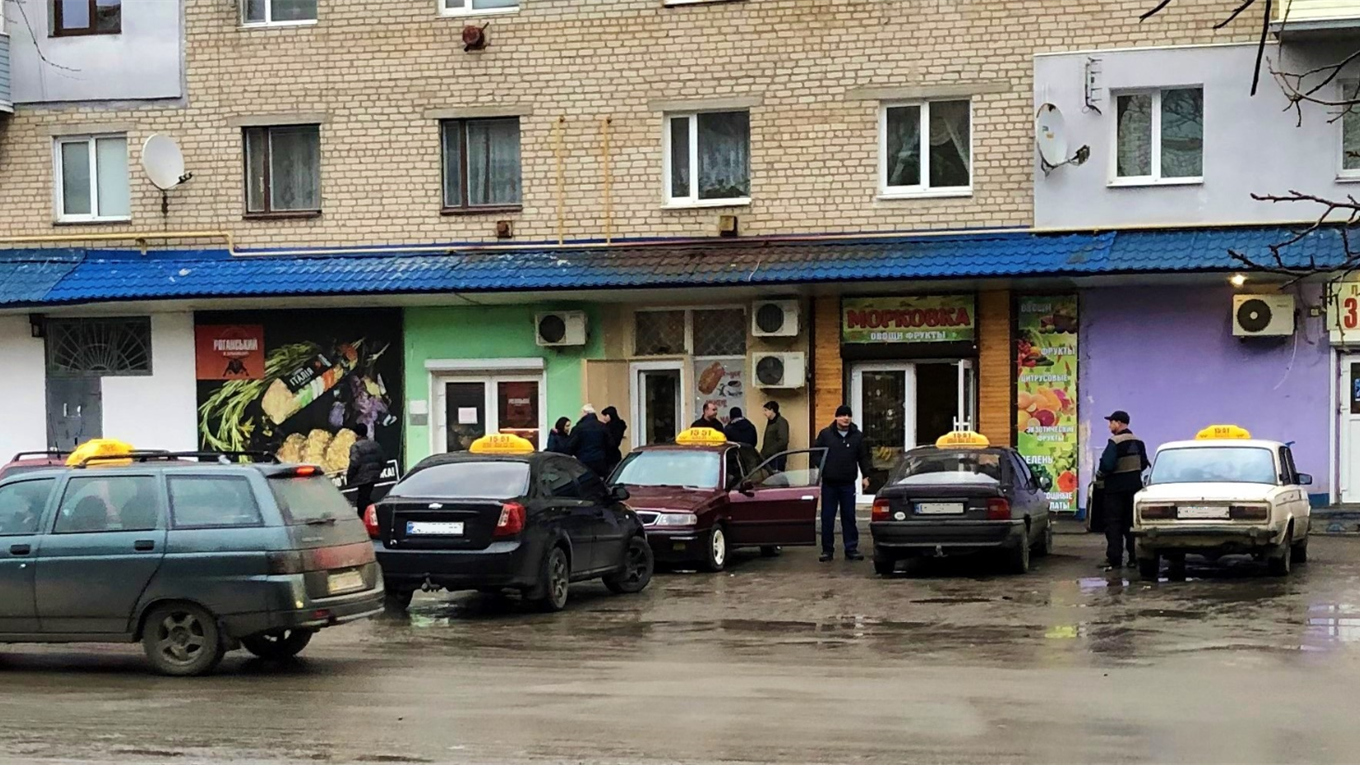 Возможно ли заказать такси с детским автокреслом в Геническе