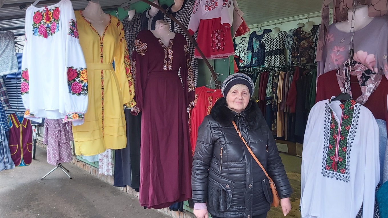 "На торги одягаюся, мов капуста ". Як зігріваються ті, хто працює надворі?