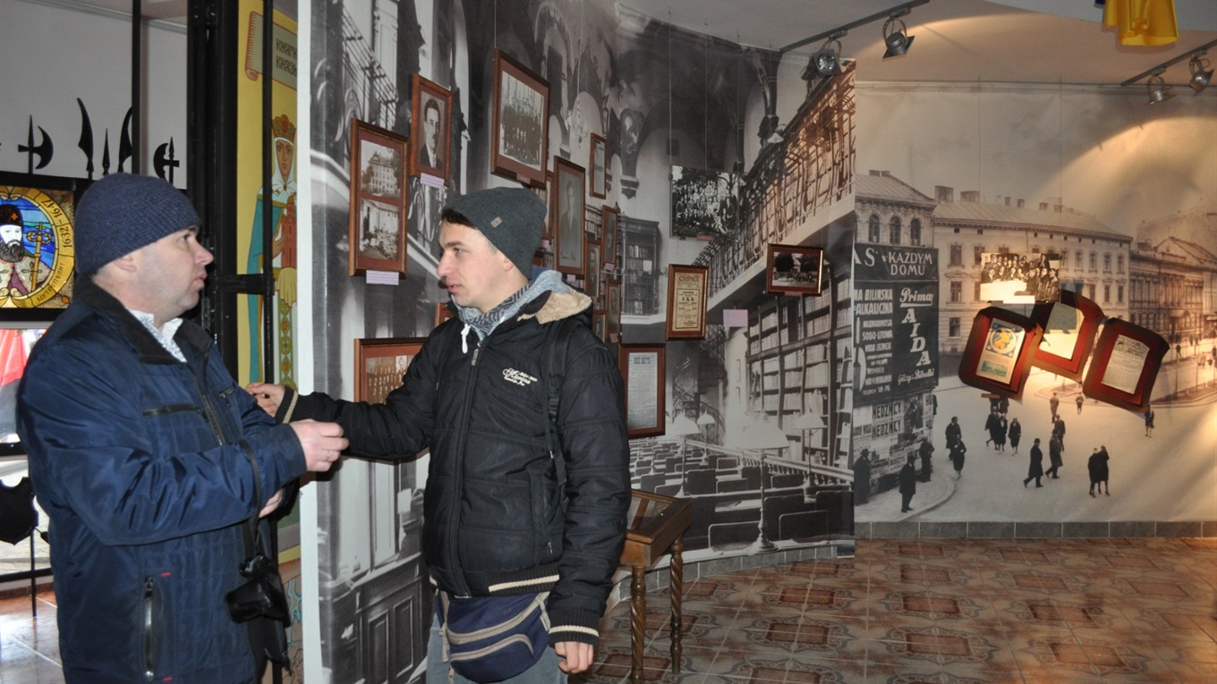 Сім найцікавіших експонатів музею Степана Бандери у Старому Угринові
