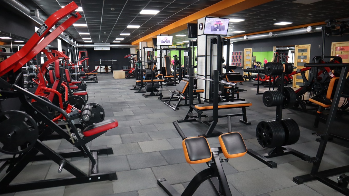 Riviera fitness у Волновасі запрошує школярів займатись спортом та ставати сильнішими