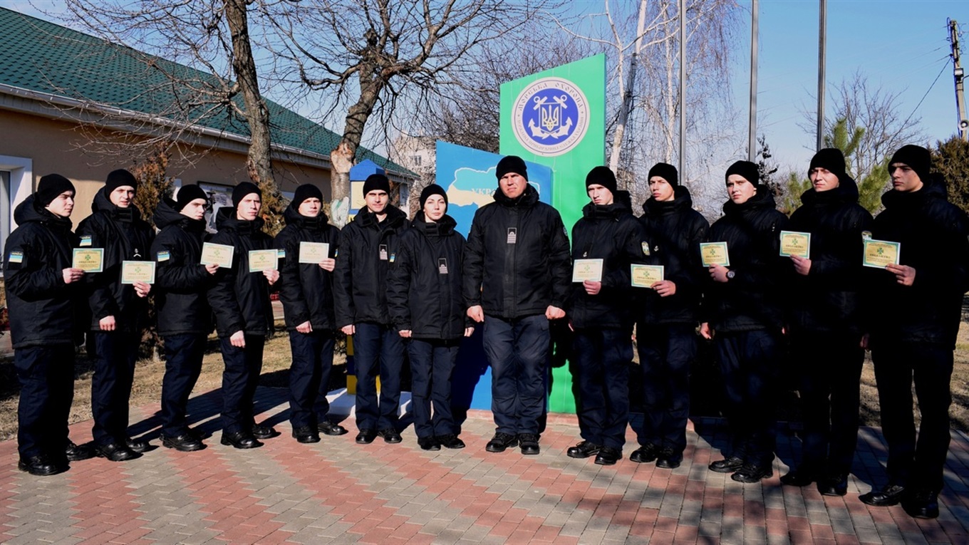В Измаиле состоялся первый в 2020 году выпуск моряков-пограничников