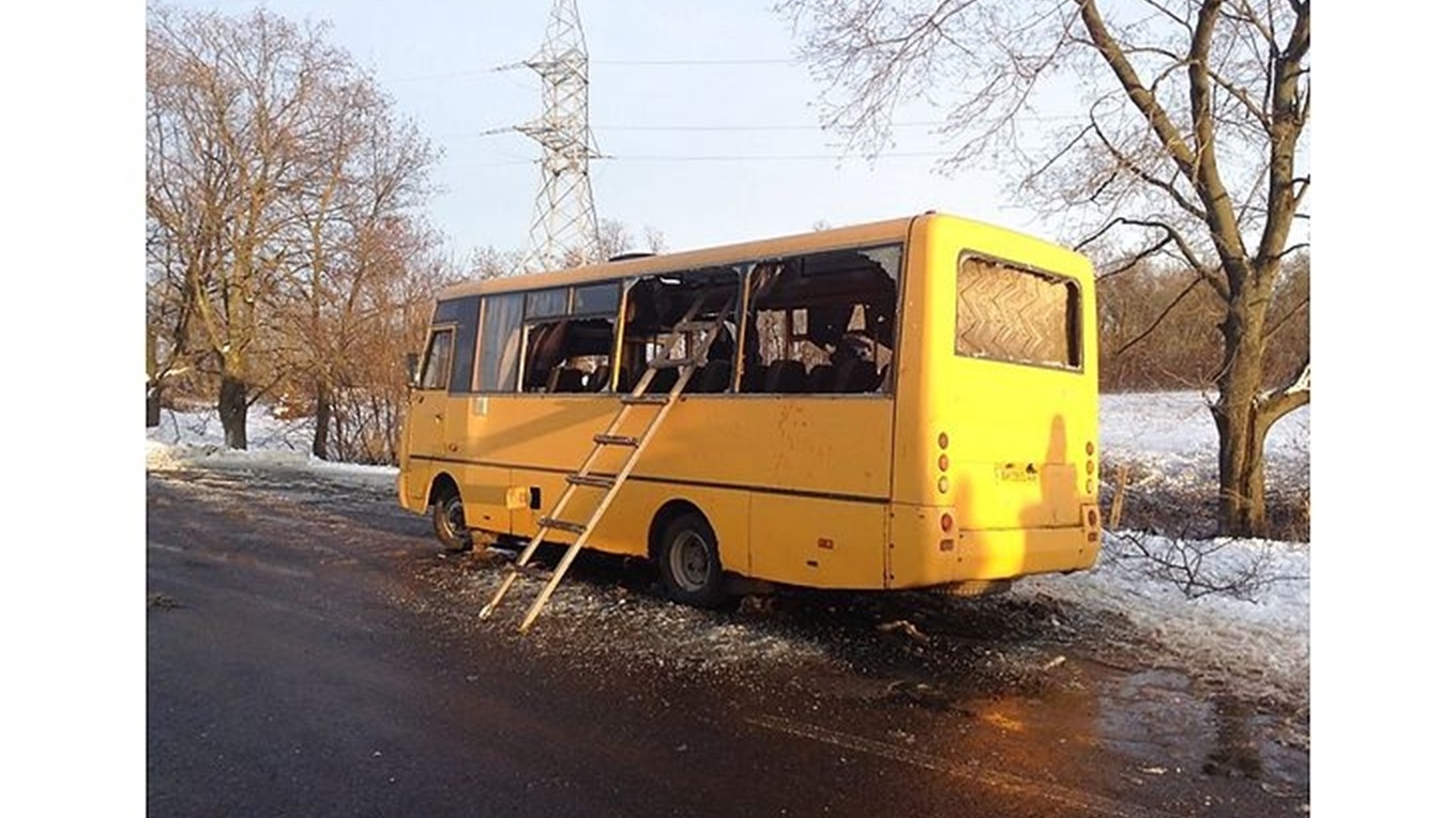 5 років тому бойовики розстріляли автобус під Волновахою: відео