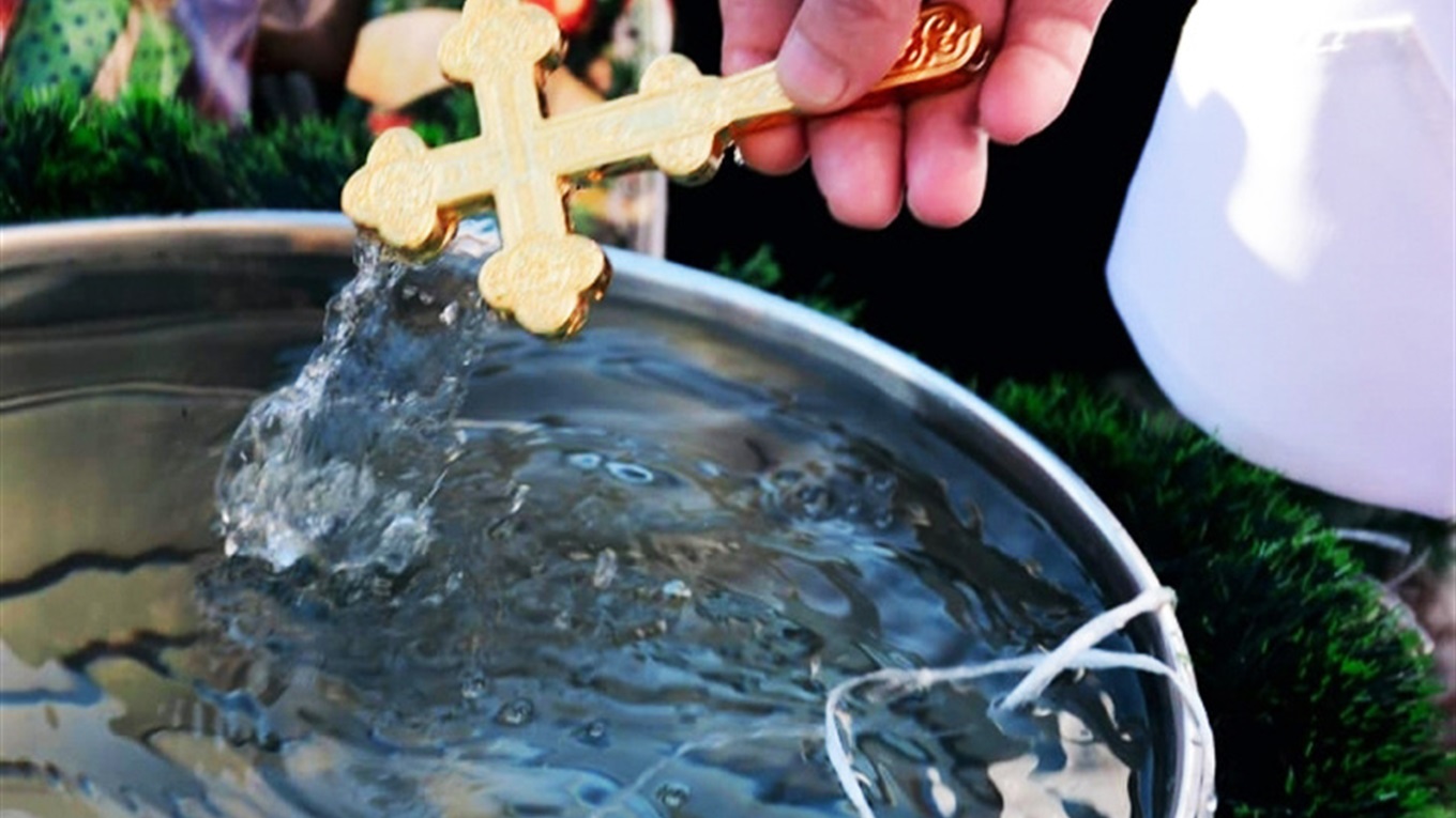 Святкові богослужіння на Водохреща