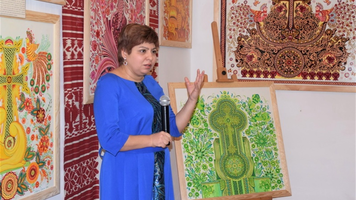 «Благословення просила в Катерини Білокур»: Марина Саркісян – про творчість, заборони та заробітки