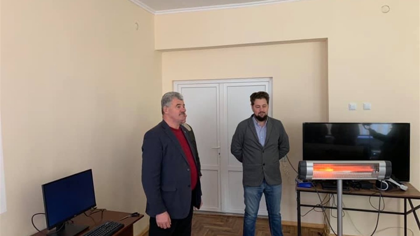У Верхнянській ОТГ сьогодні відкрили власне телебачення - Community TV